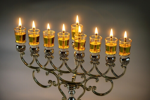 חנוכיות בחנוכה